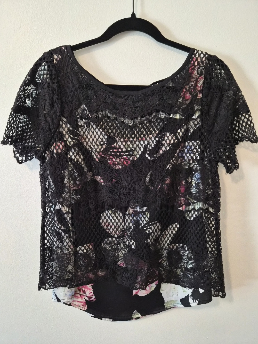 White House Black Market Black Lace Overlay Floral-Print Women's Top Size Small